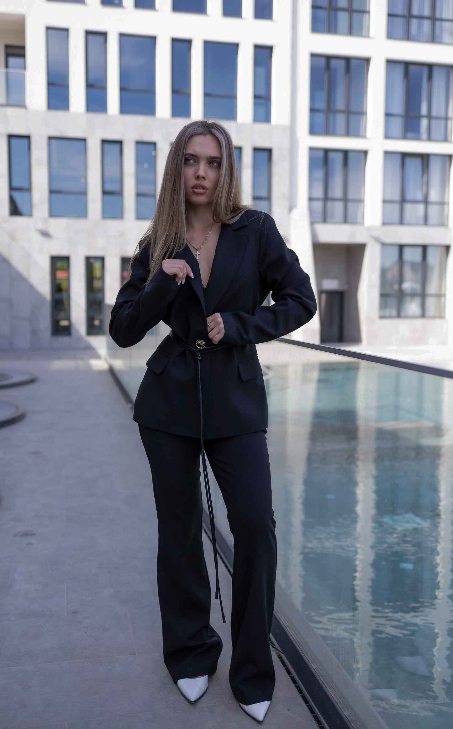 –Structured Belted Suit